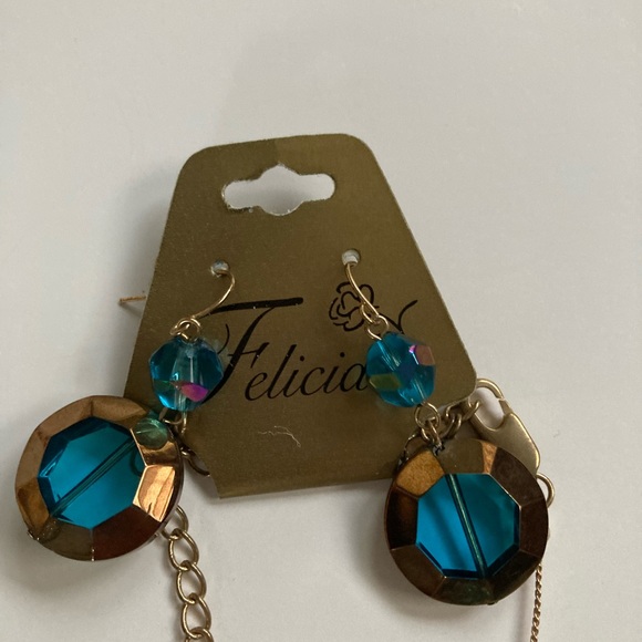 🛍 Long Blue stone and crystal necklace & earrings - Picture 3 of 3